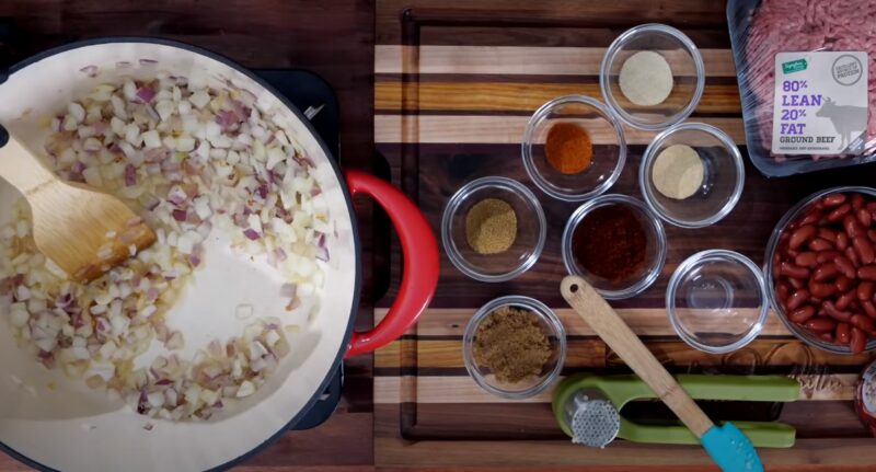 How To Make Homemade Chili ingredients
